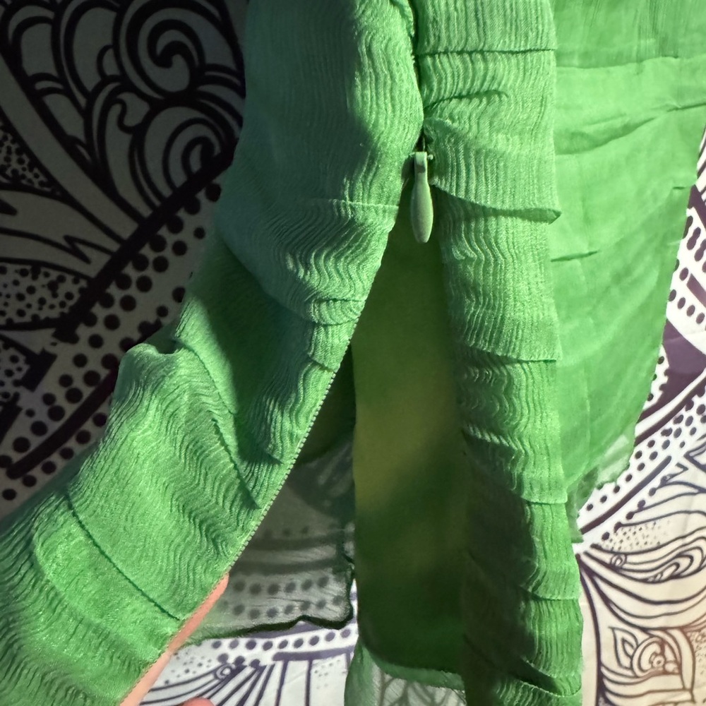 ✅WD.NY Vibrant Green Sleeveless Blouse - Picture 4 of 4